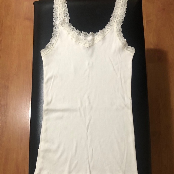 White tank with lace straps size Med NWOT - Picture 1 of 2